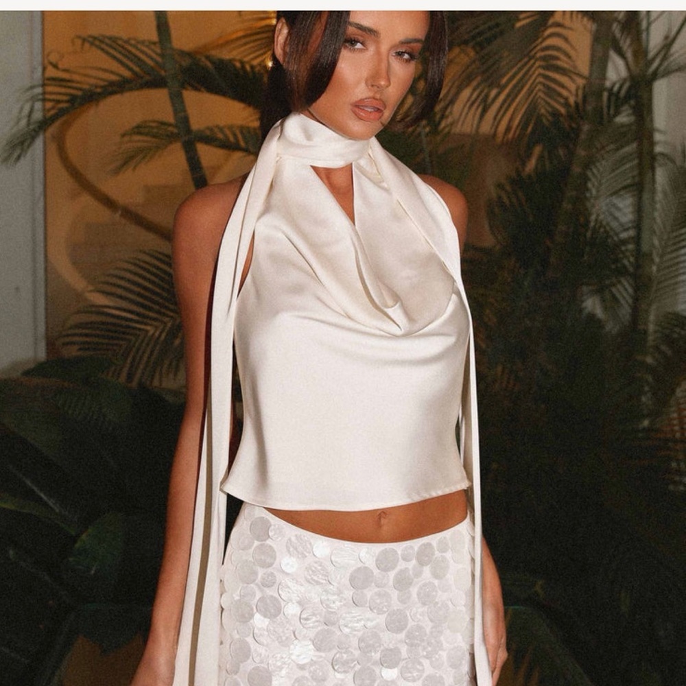 White Sequin Circle Mini Skirt - Picture 4 of 5